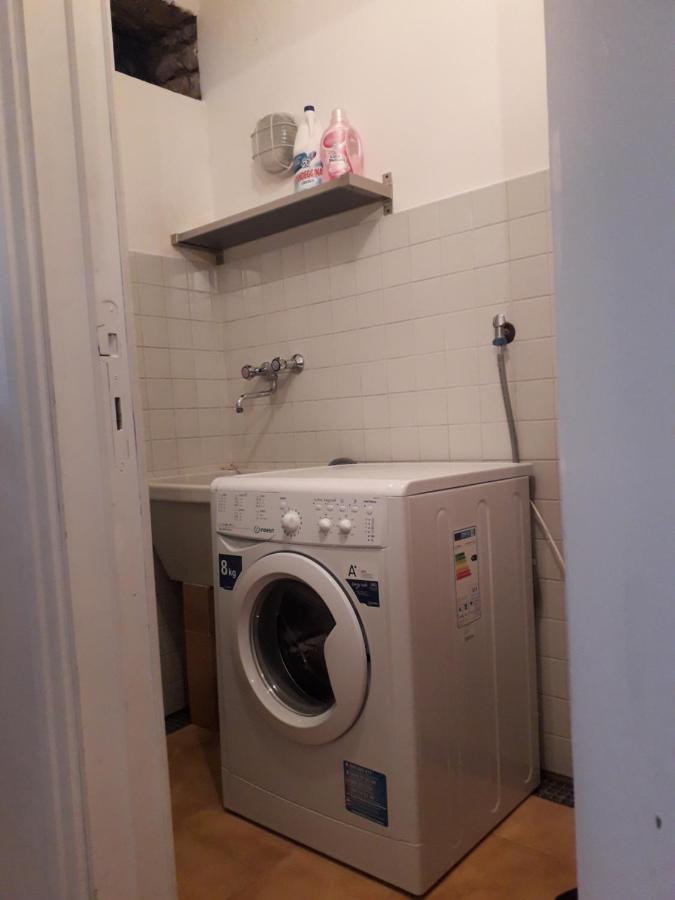 Casa Vacanze Mazurine10 Torri del Benaco Kültér fotó