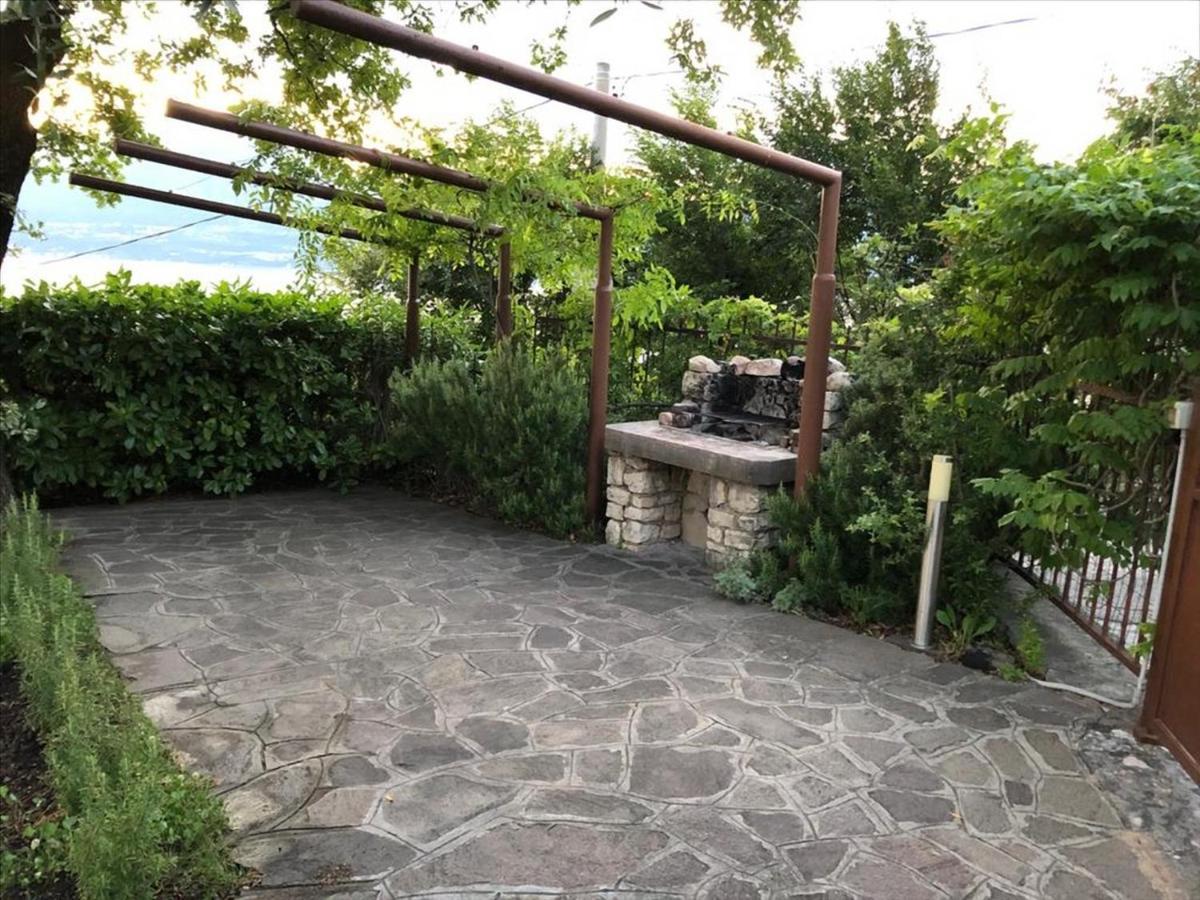 Casa Vacanze Mazurine10 Torri del Benaco Kültér fotó