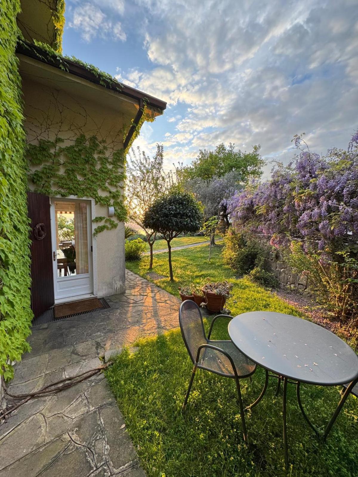 Casa Vacanze Mazurine10 Torri del Benaco Kültér fotó