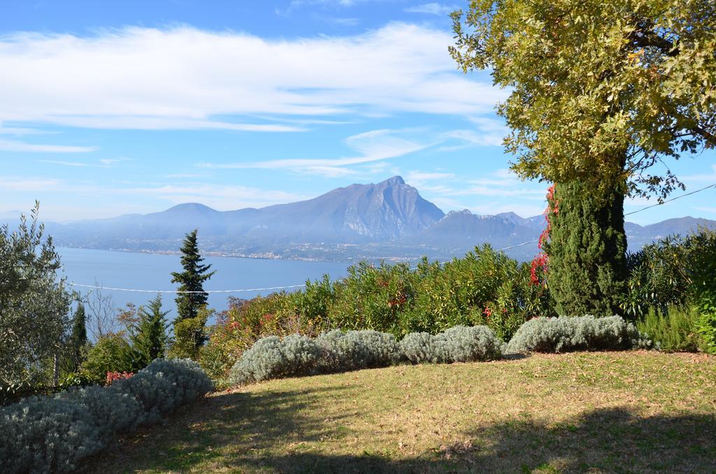 Casa Vacanze Mazurine10 Torri del Benaco Kültér fotó