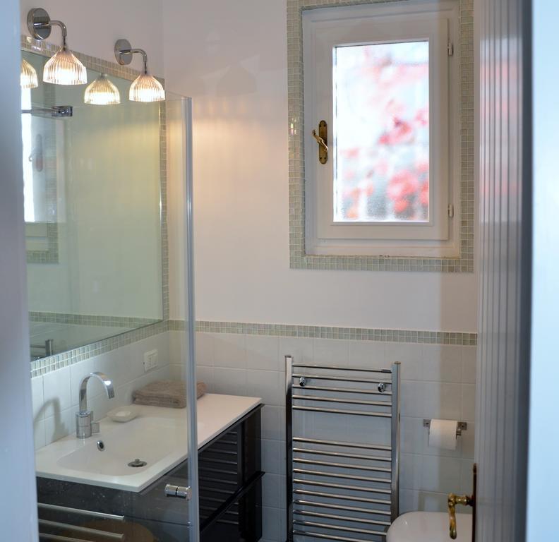 Casa Vacanze Mazurine10 Torri del Benaco Kültér fotó